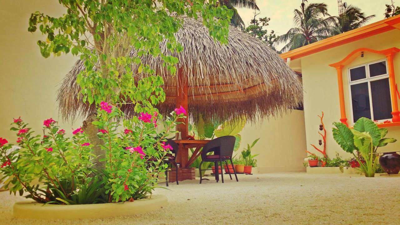 Ras Beach Inn Rasdhoo Exteriér fotografie