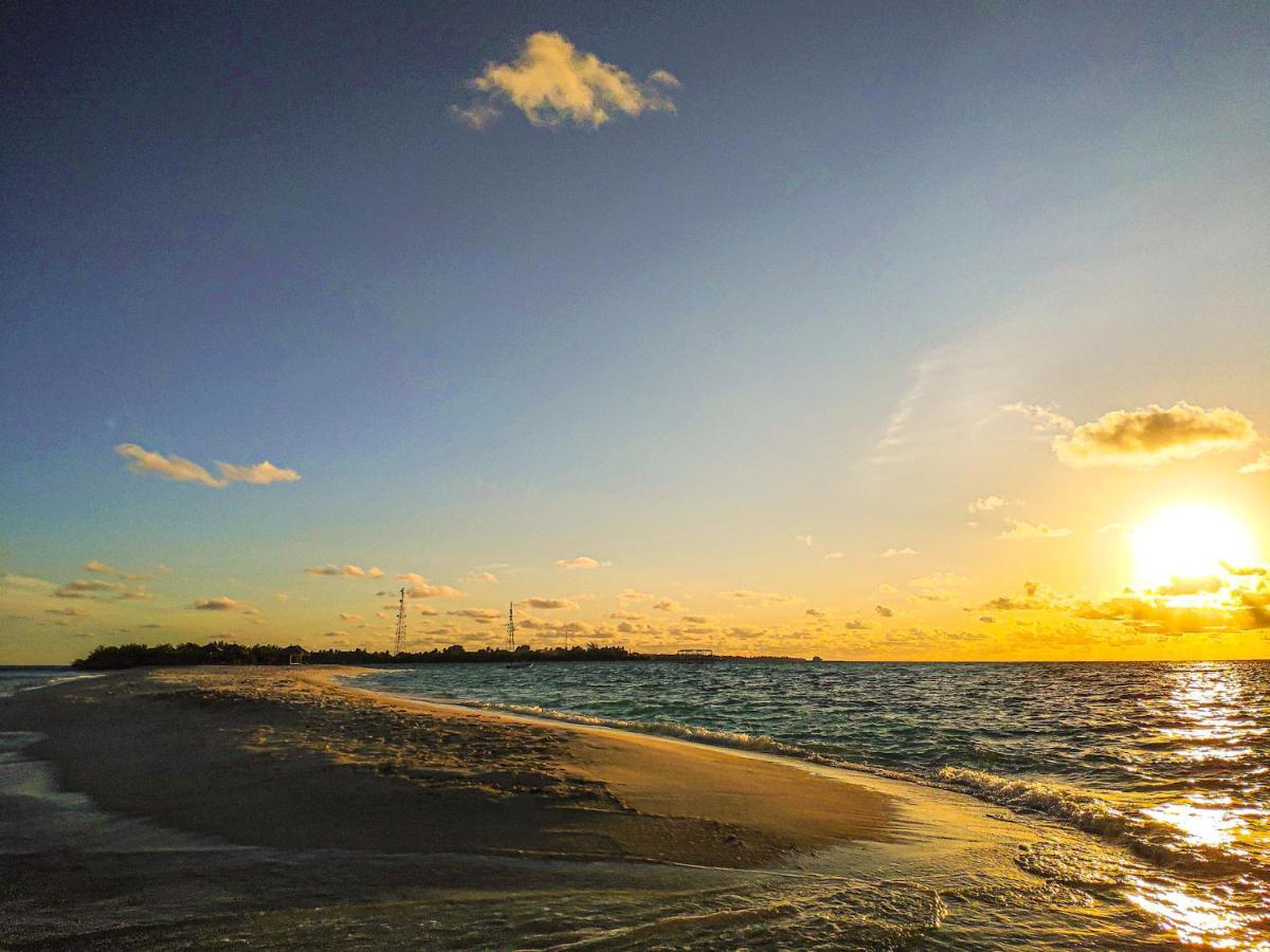 Ras Beach Inn Rasdhoo Exteriér fotografie